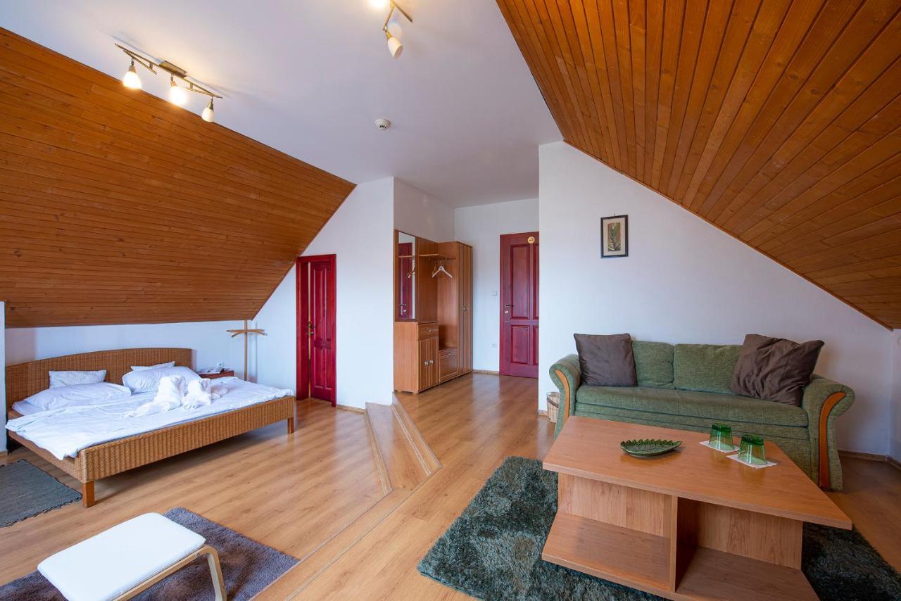 Hotel Penzion Familia Poprad Exteriér fotografie