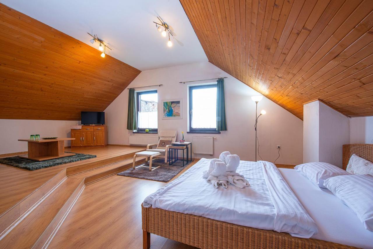 Hotel Penzion Familia Poprad Exteriér fotografie
