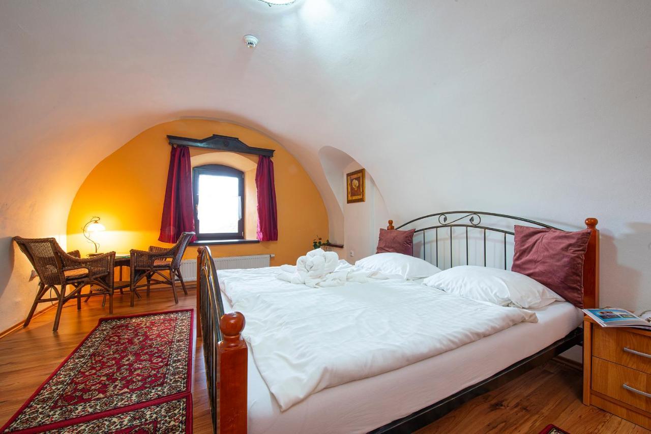 Hotel Penzion Familia Poprad Exteriér fotografie